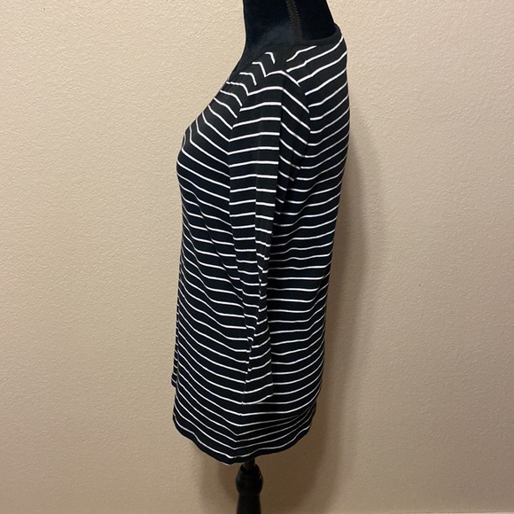 ❤️ 2 for $10 Black & White Stripe 3/4 Sleeve Shirt - Picture 2 of 7